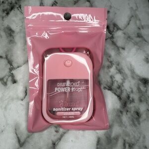 ✨HAND SANITIZER- Kevin & Coco - Strawberry 🍓✨